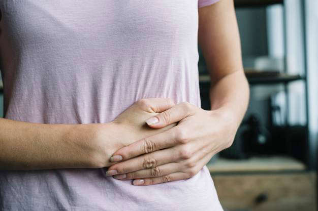 Sensibilidad a los alimentos e hinchazón abdominal: dolor abdominal - HeelEspaña
